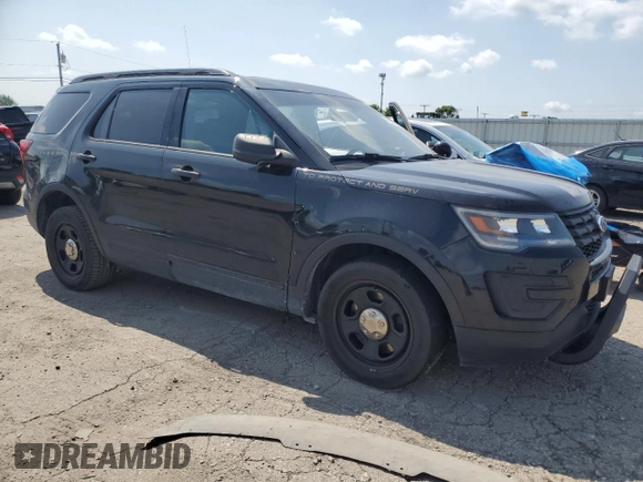 2017 Ford Police Interceptor Utility z VIN 1FM5K8AR3HGD06877, wystawiony jako Copart lot #61290825 z przebiegiem 111 299 mil mil oraz Czysty tytuł • Clean title. Historia ofert i sprzedaży dostępna na DreamBid. Obrazek 4.