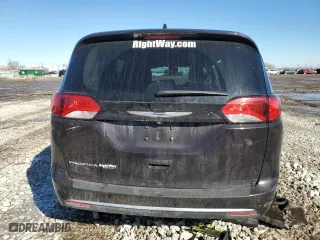 2018 Chrysler Pacifica Touring L with VIN 2C4RC1BG1JR102848, listed as a Copart auction lot 47889755 with 68,474 mi miles and Salvage Title. Bid and sale history available at carsss.com. Image 6.