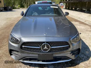 2022 Mercedes-Benz E 350 z VIN W1KZF8EB6NB019510, wystawiony jako Copart lot #52361475 z przebiegiem Nie podano mil oraz Nie do naprawy • Non repairable. Historia ofert i sprzedaży dostępna na DreamBid. Obrazek 5.