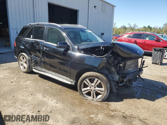 2014 Mercedes-Benz M 350 z VIN 4JGDA5JB6EA333909, wystawiony jako Copart lot #48485595 z przebiegiem Nie podano mil oraz Szkoda całkowita • Salvage title. Historia ofert i sprzedaży dostępna na DreamBid. Obrazek 4.