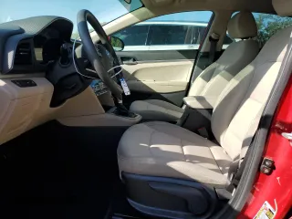2020 Hyundai Elantra SE z VIN KMHD74LFXLU072353, wystawiony jako Copart lot #53199315 z przebiegiem 98 423 mil mil oraz Nie do naprawy • Non repairable. Historia ofert i sprzedaży dostępna na DreamBid. Obrazek 7.