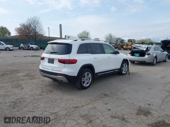 2021 Mercedes-Benz GLB 250 с VIN W1N4M4HB9MW101438, выставлен на аукционе IAAI как лот 42006550 с пробегом 63 923 миль миль и . История ставок и продаж доступна на DreamBid. Изображение 4.