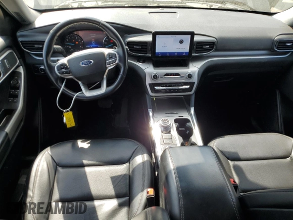 2020 Ford Explorer XLT z VIN 1FMSK8DH5LGC87327, wystawiony jako Copart lot #56248725 z przebiegiem 124 778 mil mil oraz Szkoda całkowita • Salvage title. Historia ofert i sprzedaży dostępna na DreamBid. Obrazek 8.
