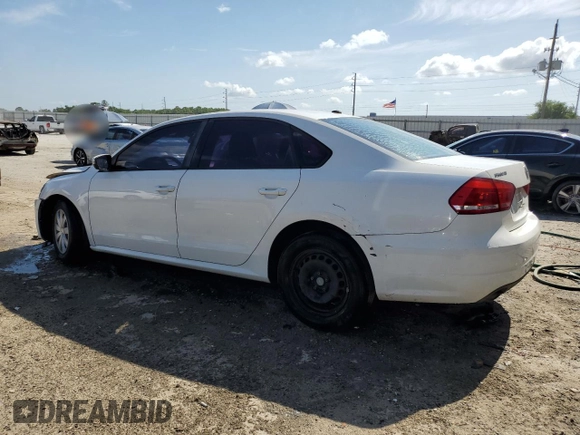2013 Volkswagen Passat S с VIN 1VWAP7A39DC113688, выставлен на аукционе Copart как лот 55616515 с пробегом 248 651 миль миль и Списание • Salvage title. История ставок и продаж доступна на DreamBid. Изображение 2.