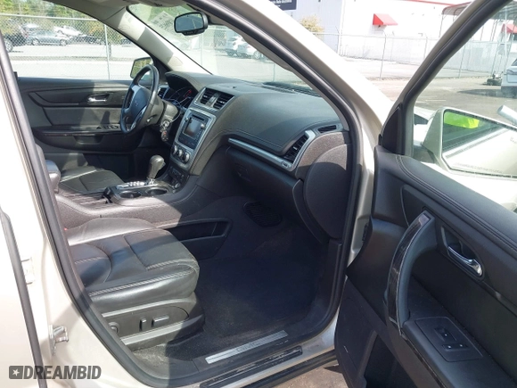2017 GMC Acadia Limited Limited with VIN 1GKKRSKD5HJ221503, listed as a IAAI auction lot 41898025 with 91,910 mi miles. Bid and sale history available at carsss.com. Image 5.