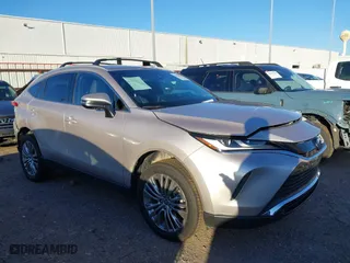 2024 Toyota Venza LE with VIN JTEAAAAH1RJ180653, listed as a IAAI auction lot 41192026 with 8,441 mi miles. Bid and sale history available at carsss.com. Image 1.