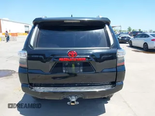 2014 Toyota 4Runner SR5 z VIN JTEZU5JR7E5077539, wystawiony jako IAAI lot #41851723 z przebiegiem 180 388 mil mil oraz . Historia ofert i sprzedaży dostępna na DreamBid. Obrazek 16.
