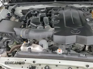 2018 Toyota 4Runner SR5 с VIN JTEZU5JR3J5188325, выставлен на аукционе Copart как лот 67084865 с пробегом 72 835 миль миль и Чистый • Clean title. История ставок и продаж доступна на DreamBid. Изображение 16.