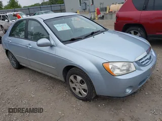 2006 Kia Spectra EX z VIN KNAFE121465362915, wystawiony jako IAAI lot #42367012 z przebiegiem 137 295 mil mil oraz . Historia ofert i sprzedaży dostępna na DreamBid. Obrazek 1.