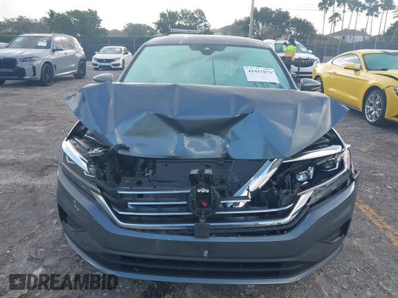 2020 Volkswagen Passat SE with VIN 1VWSA7A32LC011511, listed as a IAAI auction lot 41937873 with 80,362 mi miles and . Bid and sale history available at DreamBid. Image 12.