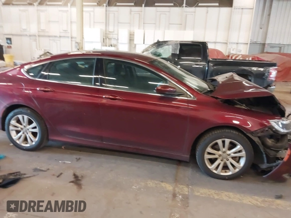 2015 Chrysler 200 Limited z VIN 1C3CCCAB0FN715768, wystawiony jako IAAI lot #42174378 z przebiegiem 130 676 mil mil oraz . Historia ofert i sprzedaży dostępna na DreamBid. Obrazek 12.