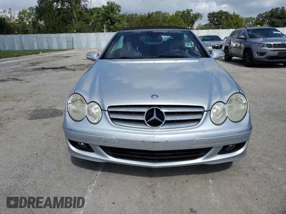 2009 Mercedes-Benz CLK-Class 3.5L with VIN WDBTK56F69T105071, listed as a Copart auction lot 77170654 with 70,688 mi miles and Salvage Title. Bid and sale history available at carsss.com. Image 5.