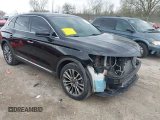 2017 Lincoln MKX Reserve z VIN 2LMPJ8LR7HBL31673, wystawiony jako IAAI lot #42202188 z przebiegiem 80 646 mil mil oraz . Historia ofert i sprzedaży dostępna na DreamBid. Obrazek 1.