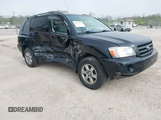 2005 Toyota Highlander z VIN JTEEP21AX50120153, wystawiony jako IAAI lot #42277993 z przebiegiem 267 900 mil mil oraz . Historia ofert i sprzedaży dostępna na DreamBid. Obrazek 1.