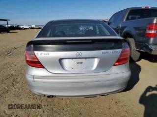 2002 Mercedes-Benz C 230/260/280/320 with VIN WDBRN47J12A288749, listed as a Copart auction lot 42052655 with 229,188 mi miles and Clean Title. Bid and sale history available at DreamBid. Image 6.