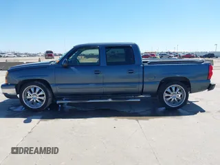 2007 Chevrolet Silverado 1500 LS with VIN 2GCEC13V771133752, listed as a IAAI auction lot 41767688 with 253,845 mi miles and . Bid and sale history available at DreamBid. Image 14.
