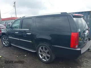 2014 Cadillac Escalade ESV Luxury z VIN 1GYS4HEF6ER236027, wystawiony jako IAAI lot #42229937 z przebiegiem 232 335 mil mil oraz . Historia ofert i sprzedaży dostępna na DreamBid. Obrazek 14.