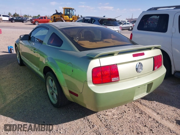 2006 Ford Mustang Standard with VIN 1ZVFT80N465156711, listed as a IAAI auction lot 42002356 with 143,521 mi miles. Bid and sale history available at carsss.com. Image 3.