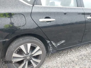 2016 Nissan Sentra SV with VIN 3N1AB7AP1GY277584, listed as a IAAI auction lot 41627511 with 210,887 mi miles and . Bid and sale history available at DreamBid. Image 6.