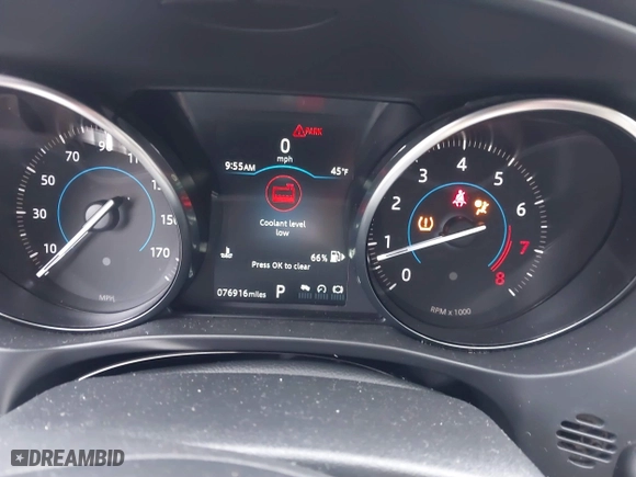 2018 Jaguar F-PACE 25t Premium with VIN SADCJ2FX0JA293960, listed as a IAAI auction lot 41099021 with 76,916 mi miles. Bid and sale history available at carsss.com. Image 7.