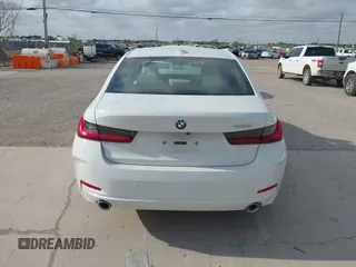 2025 BMW 3 Series 330i with VIN 3MW69CW09S8F10863, listed as a IAAI auction lot 42525396 with 13,155 mi miles and . Bid and sale history available at DreamBid. Image 15.