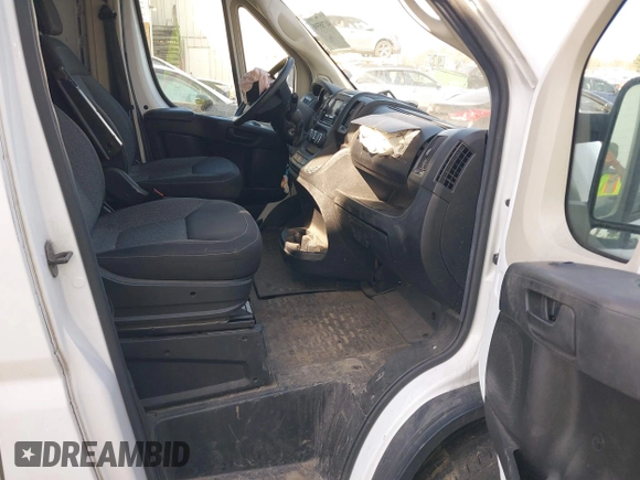 2020 Ram ProMaster Cargo with VIN 3C6TRVBG6LE114033, listed as a IAAI auction lot 41785590 with 116,981 mi miles and . Bid and sale history available at DreamBid. Image 5.