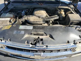 2002 Chevrolet Suburban LS with VIN 3GNEC16T72G259529, listed as a Copart auction lot 88312185 with 120,604 mi miles and Salvage Title. Bid and sale history available at carsss.com. Image 12.