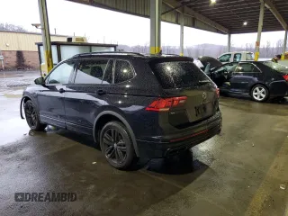 2022 Volkswagen Tiguan SE R-Line Black with VIN 3VV8B7AX1NM155177, listed as a Copart auction lot 83462284 with 9,905 mi miles and Salvage Title. Bid and sale history available at DreamBid. Image 2.