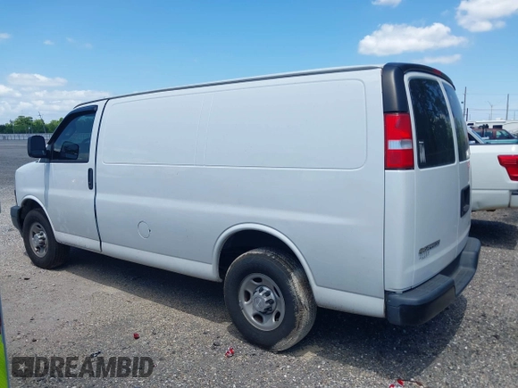 2019 Chevrolet Express Cargo with VIN 1GCWGAFG8K1365250, listed as a IAAI auction lot 42107432 with 192,055 mi miles. Bid and sale history available at carsss.com. Image 14.