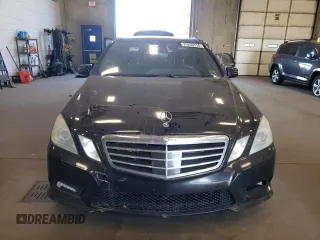 2010 Mercedes-Benz E-Class E 550 Luxury with VIN WDDHF9AB1AA156202, listed as a Copart auction lot 75260754 with 198,686 mi miles and Clean Title. Bid and sale history available at carsss.com. Image 5.
