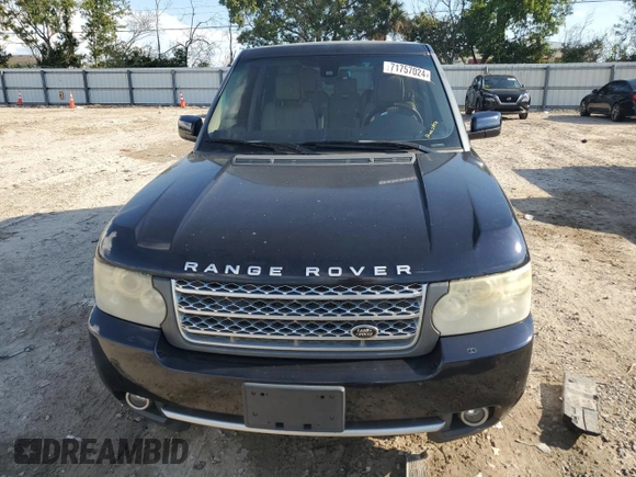 2010 Land Rover Range Rover SC z VIN SALMF1E42AA317137, wystawiony jako Copart lot #71757024 z przebiegiem 101 109 mil mil oraz Szkoda całkowita • Salvage title. Historia ofert i sprzedaży dostępna na DreamBid. Obrazek 5.