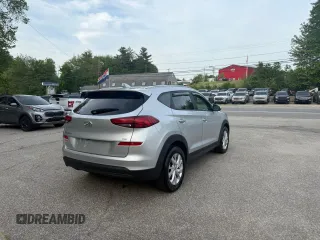 2019 Hyundai Tucson Value z VIN KM8J3CA48KU876515, wystawiony jako Copart lot #59052125 z przebiegiem 106 425 mil mil oraz Czysty tytuł • Clean title. Historia ofert i sprzedaży dostępna na DreamBid. Obrazek 4.