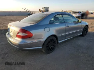 2009 Mercedes-Benz CLK 350 z VIN WDBTJ56H19F266334, wystawiony jako Copart lot #44397235 z przebiegiem Nie podano mil oraz Szkoda całkowita • Salvage title. Historia ofert i sprzedaży dostępna na DreamBid. Obrazek 3.
