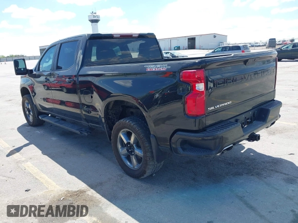 2022 Chevrolet Silverado 1500 LT Trail Boss with VIN 3GCPYFEL4NG101803, listed as a IAAI auction lot 42271645 with 37,736 mi miles and . Bid and sale history available at DreamBid. Image 3.