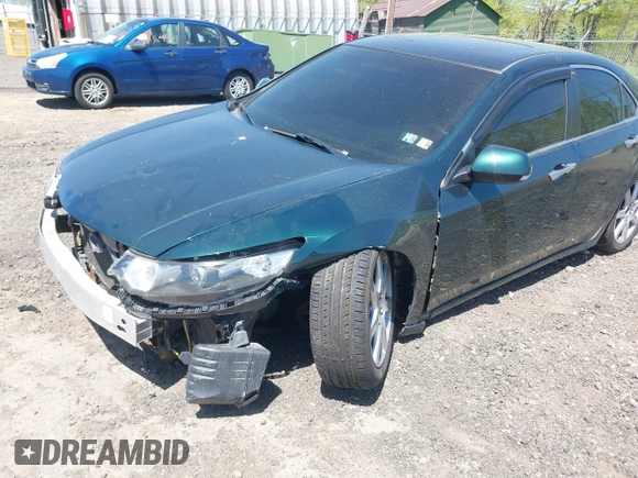 2009 Acura TSX with VIN JH4CU26629C022245, listed as a IAAI auction lot 42154263 with 141,753 mi miles. Bid and sale history available at carsss.com. Image 2.
