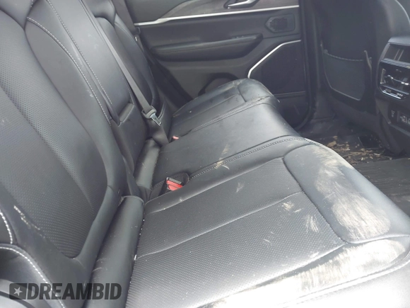2023 Jeep Grand Cherokee с VIN 1C4RJYB68PC665709, выставлен на аукционе IAAI как лот 42342258 с пробегом 12 034 миль миль и . История ставок и продаж доступна на DreamBid. Изображение 8.