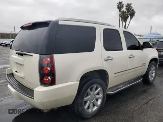 2011 GMC Yukon Denali with VIN 1GKS1EEF2BR337370, listed as a Copart auction lot 49311105 with 131,840 mi miles and Salvage Title. Bid and sale history available at carsss.com. Image 3.