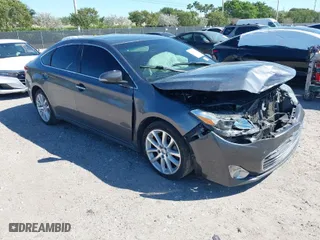 2013 Toyota Avalon XLE with VIN 4T1BK1EB9DU073249, listed as a IAAI auction lot 41780717 with 139,942 mi miles. Bid and sale history available at carsss.com. Image 1.