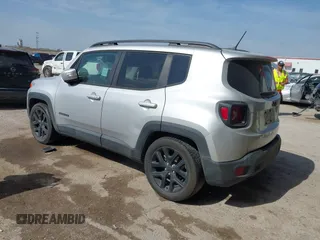 2017 Jeep Renegade Latitude with VIN ZACCJABB9HPF14286, listed as a IAAI auction lot 42042956 with 79,521 mi miles. Bid and sale history available at carsss.com. Image 3.