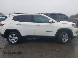 2019 Jeep Compass Latitude with VIN 3C4NJDBB6KT847829, listed as a IAAI auction lot 41476956 with 58,423 mi miles. Bid and sale history available at carsss.com. Image 13.