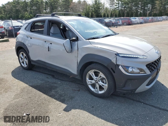 2022 Hyundai Kona SEL with VIN KM8K3CAB7NU878862, listed as a Copart auction lot 52920055 with 18,774 mi miles and Salvage Title. Bid and sale history available at carsss.com. Image 4.