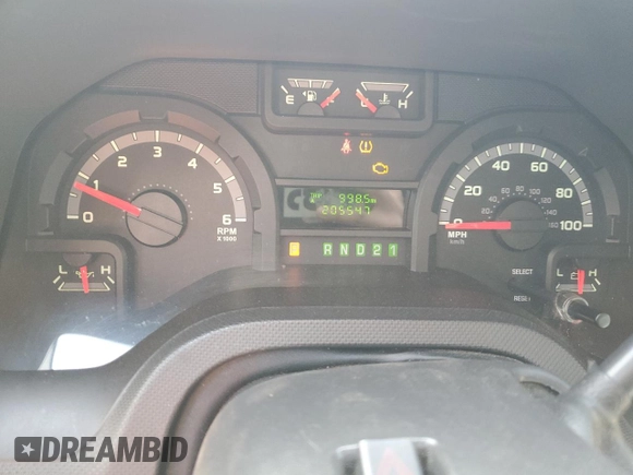 2014 Ford Econoline Cargo Commercial with VIN 1FTNE2EL3EDA87107, listed as a Copart auction lot 45336725 with 205,547 mi miles and Salvage title. Bid and sale history available at DreamBid. Image 9.