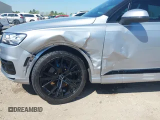 2019 Audi Q7 Prestige with VIN WA1VAAF73KD015756, listed as a IAAI auction lot 41868717 with 49,227 mi miles. Bid and sale history available at carsss.com. Image 6.