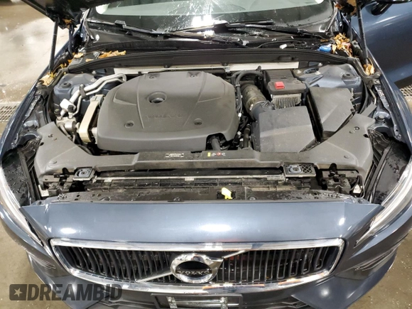 2019 Volvo S60 Momentum with VIN 7JRA22TK1KG001516, listed as a Copart auction lot 82904434 with 33,912 mi miles and Salvage Title. Bid and sale history available at carsss.com. Image 12.