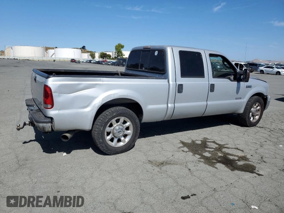 2006 Ford F-250 XL z VIN 1FTSW20P26ED39578, wystawiony jako Copart lot #59006245 z przebiegiem 241 298 mil mil oraz Szkoda całkowita • Salvage title. Historia ofert i sprzedaży dostępna na DreamBid. Obrazek 3.