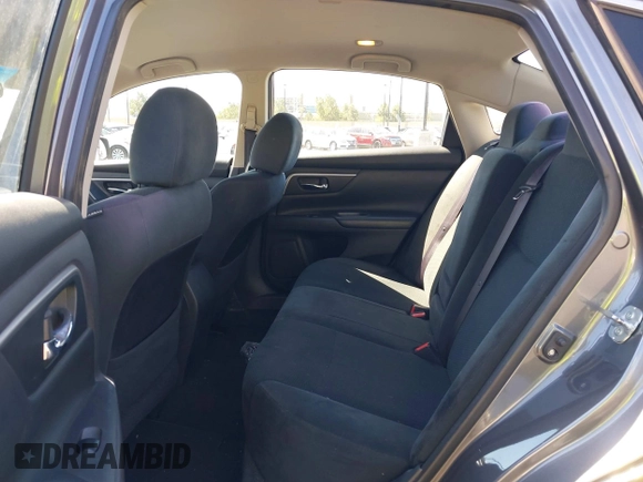 2015 Nissan Altima 2.5 S with VIN 1N4AL3AP4FN872532, listed as a IAAI auction lot 42019528 with 164,966 mi miles. Bid and sale history available at carsss.com. Image 8.