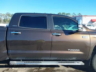 2020 Toyota Tundra Limited with VIN 5TFFY5F1XLX256495, listed as a IAAI auction lot 41373252 with 142,229 mi miles and . Bid and sale history available at DreamBid. Image 13.