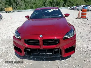 2025 BMW M2 z VIN 3MF23DM07S8F08800, wystawiony jako Copart lot #51926665 z przebiegiem 1 976 mil mil oraz Czysty tytuł • Clean title. Historia ofert i sprzedaży dostępna na DreamBid. Obrazek 13.