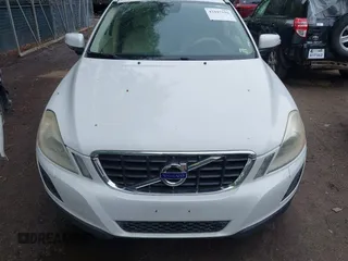 2013 Volvo XC60 3.2L with VIN YV4952DL1D2367330, listed as a IAAI auction lot 42197516 with 102,612 mi miles and . Bid and sale history available at DreamBid. Image 6.