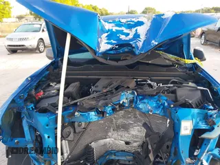 2024 Chevrolet Colorado 4WD LT with VIN 1GCPTCEK2R1140656, listed as a IAAI auction lot 41903659 with 19,698 mi miles and . Bid and sale history available at DreamBid. Image 10.